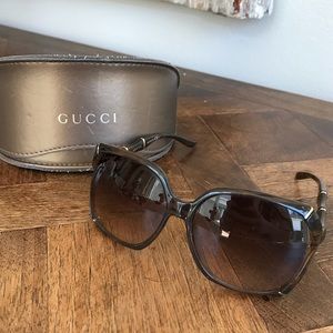 Gucci rectangular sunglasses